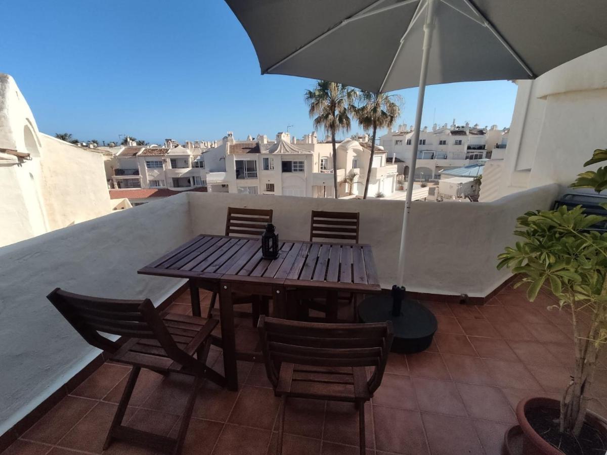 Marina Apartment 贝纳尔马德纳 外观 照片