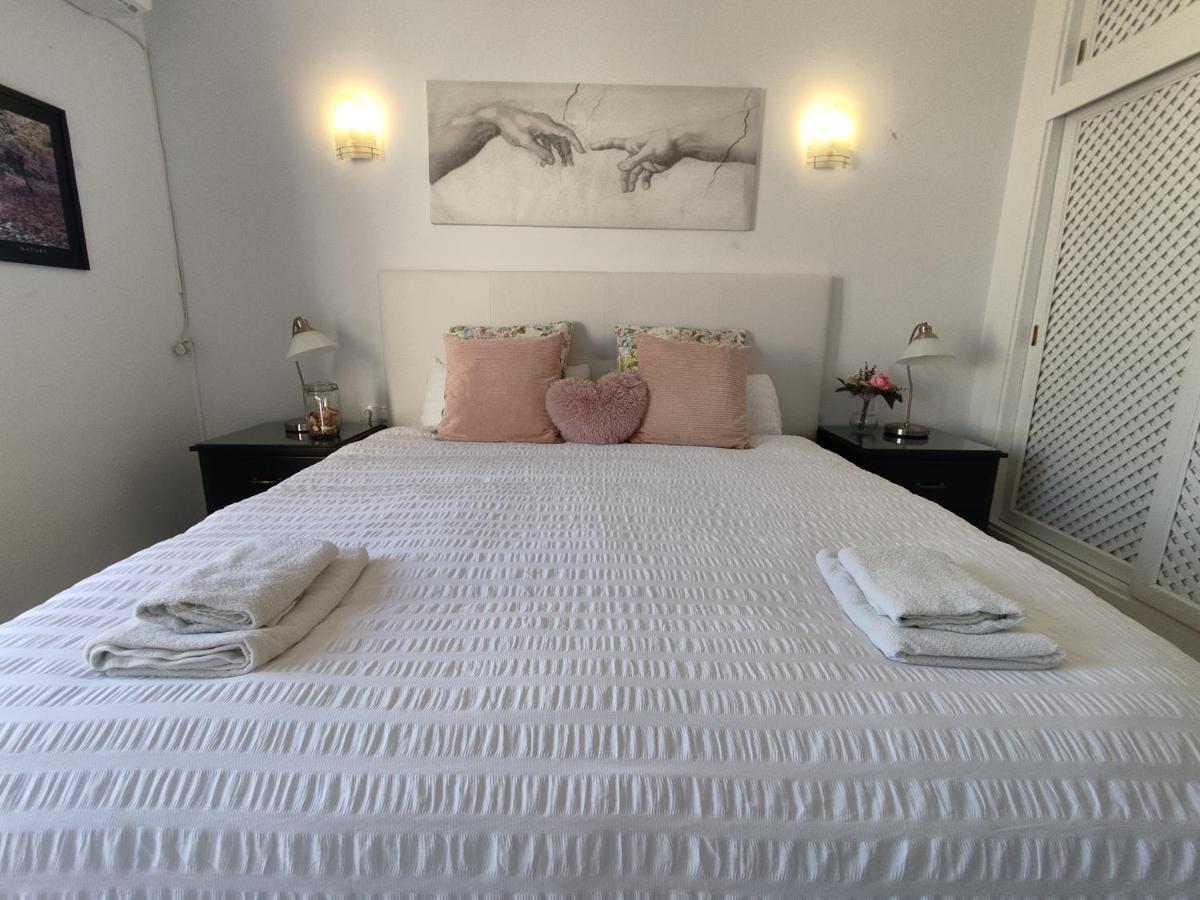 Marina Apartment 贝纳尔马德纳 外观 照片